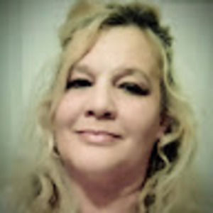 Meet your Posher, Debra